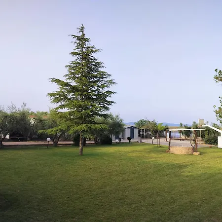 Blue Scent Villa - Private Magnificent Garden Escape