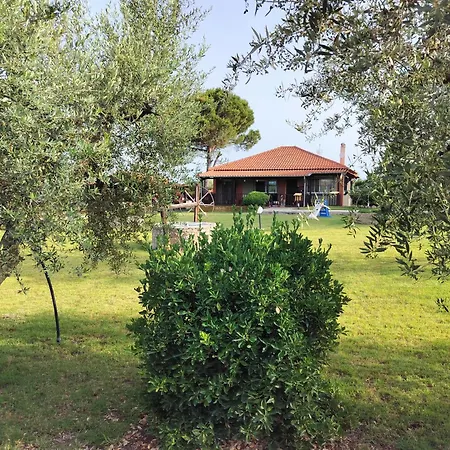 Blue Scent Villa - Private Magnificent Garden Escape *