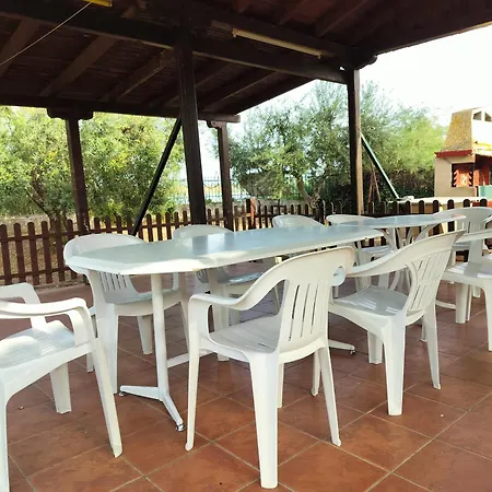 בית נופש Blue Scent Villa - Private Magnificent Garden Escape